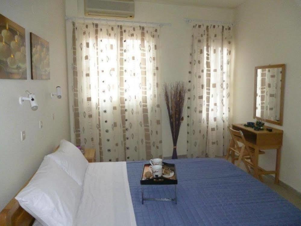 סימי Maravelia'S Rooms מראה חיצוני תמונה