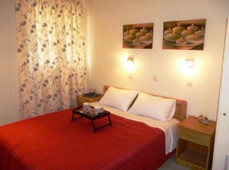 סימי Maravelia'S Rooms מראה חיצוני תמונה