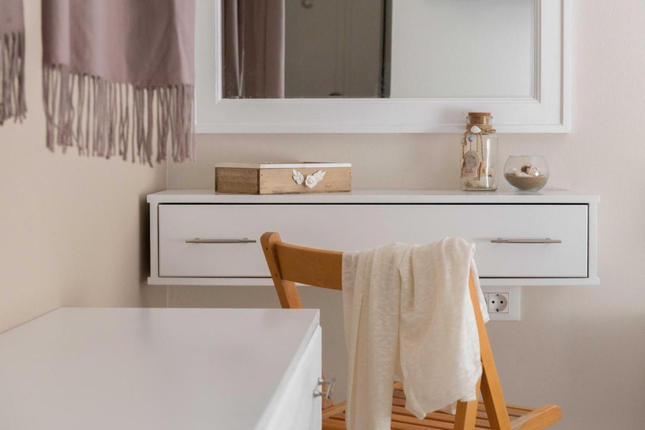 סימי Maravelia'S Rooms מראה חיצוני תמונה