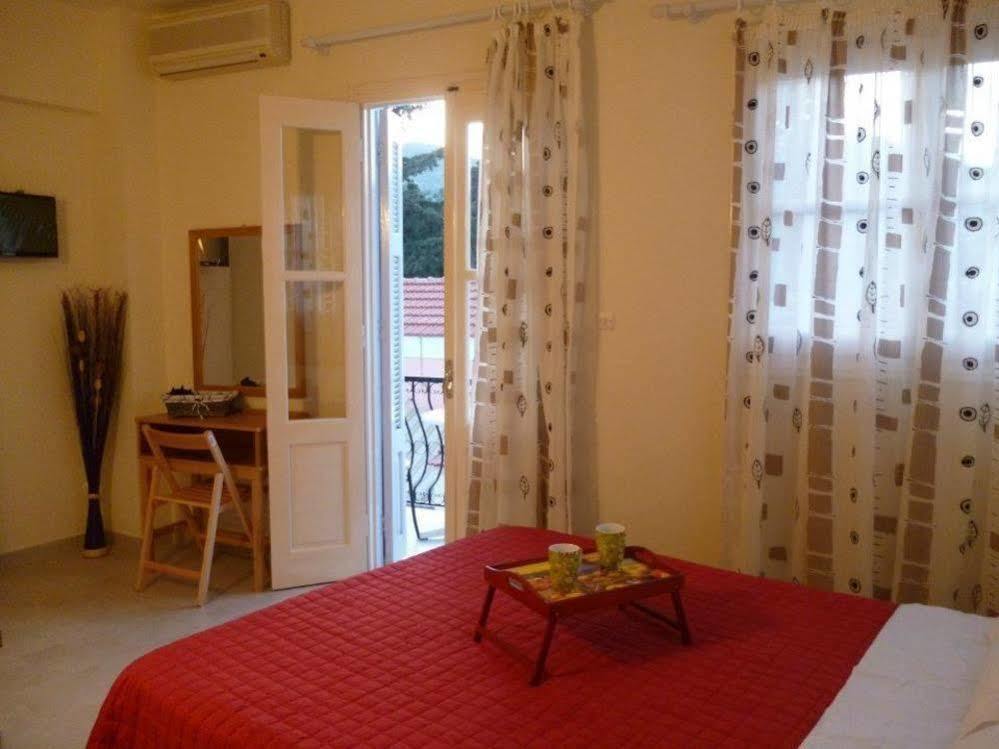 סימי Maravelia'S Rooms מראה חיצוני תמונה